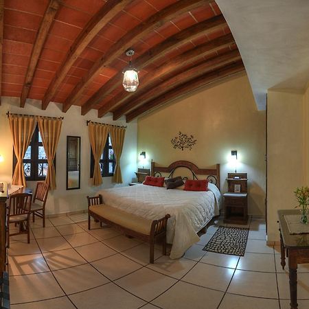 Hotel La Casa Del Laurel Taxco de Alarcon Esterno foto