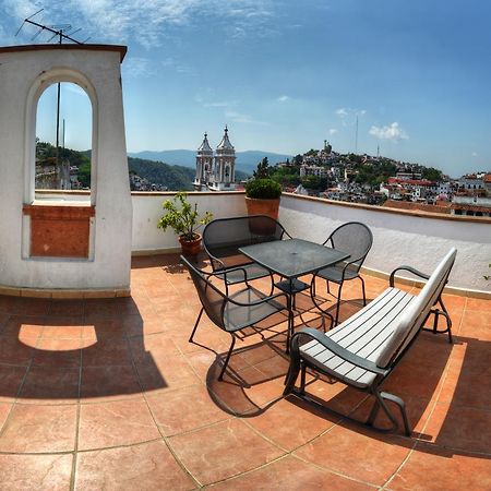 Hotel La Casa Del Laurel Taxco de Alarcon Esterno foto