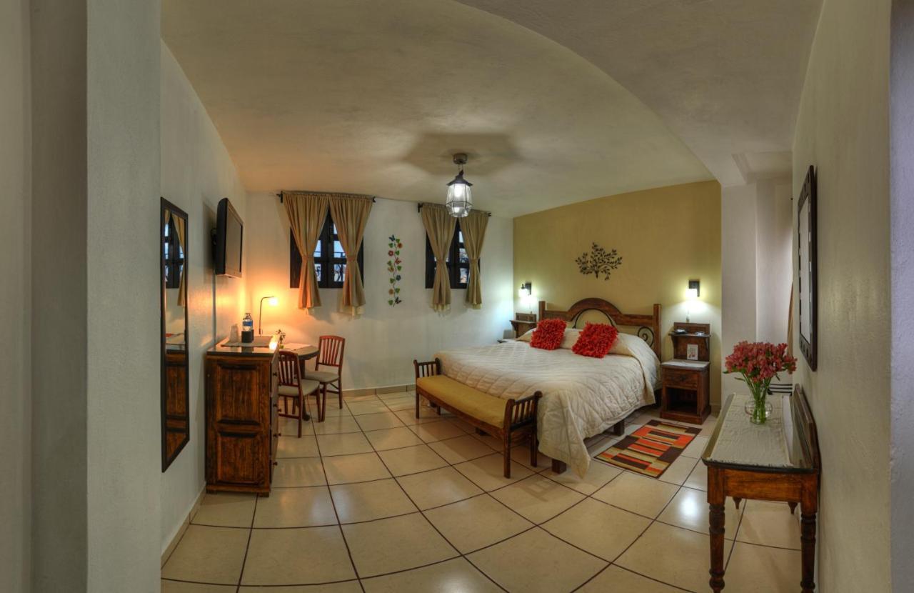 Hotel La Casa Del Laurel Taxco de Alarcon Esterno foto